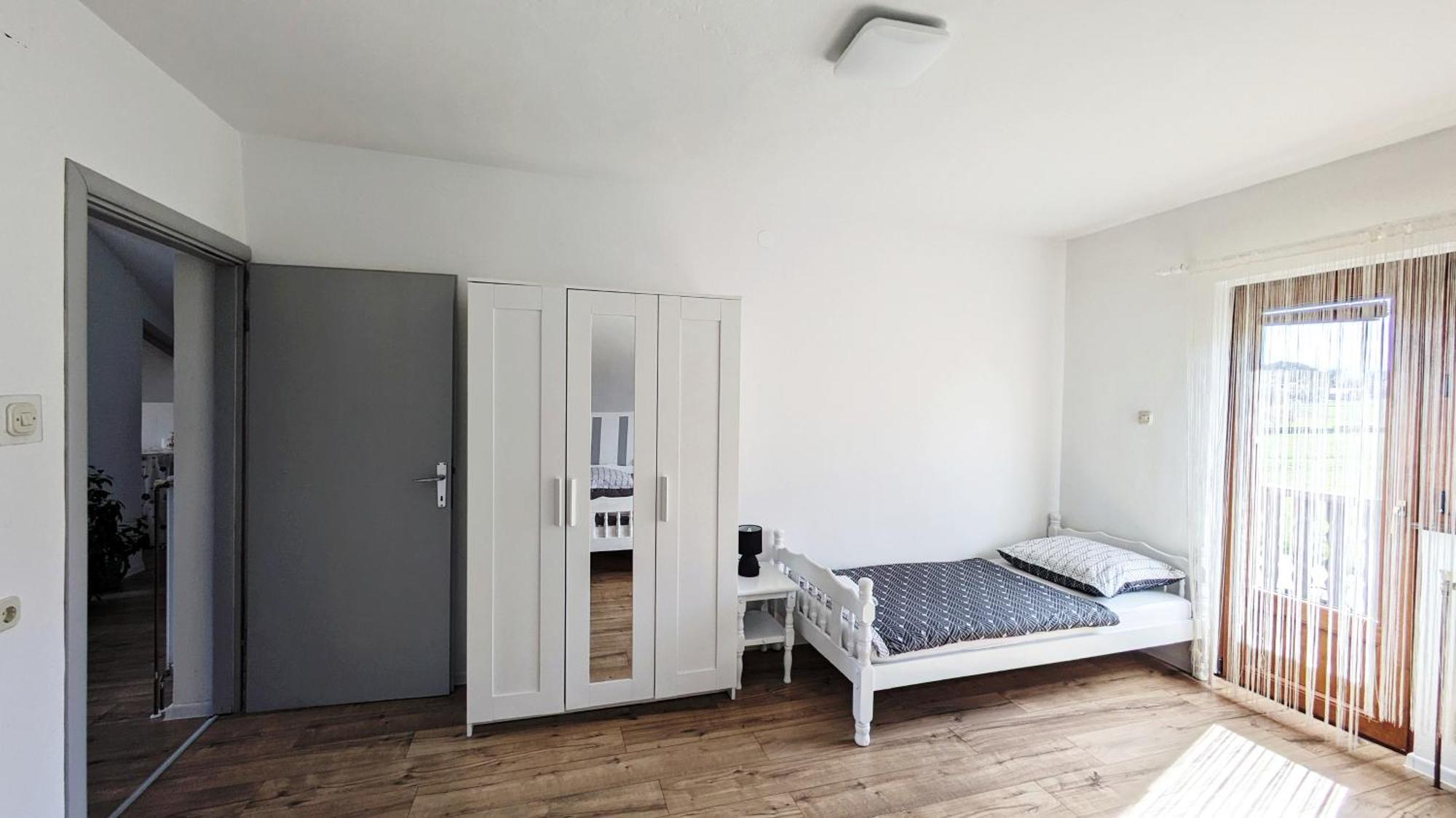 Guest House Gacka Rogic โอโทชาส ภายนอก รูปภาพ